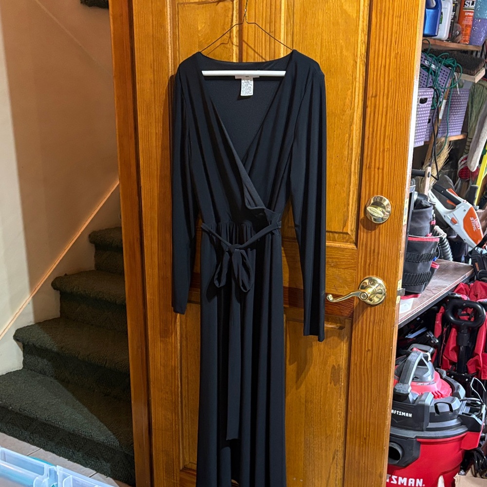 Evan Picone Elegant Black Long Sleeve Dress